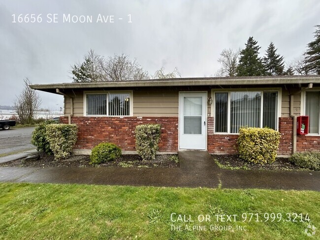 Building Photo - 16656 SE Moon Ave Unit 1 Rental