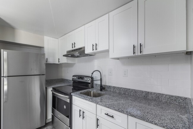 The Townhomes at River Crossing