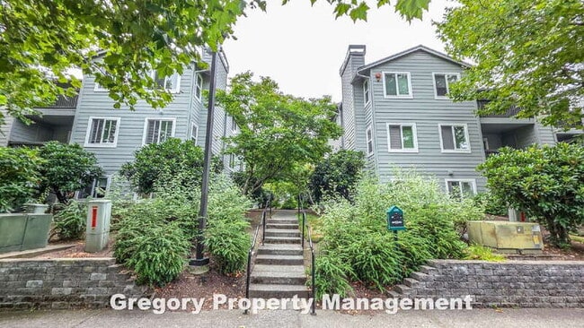 Photo - 6700 NE 182nd St