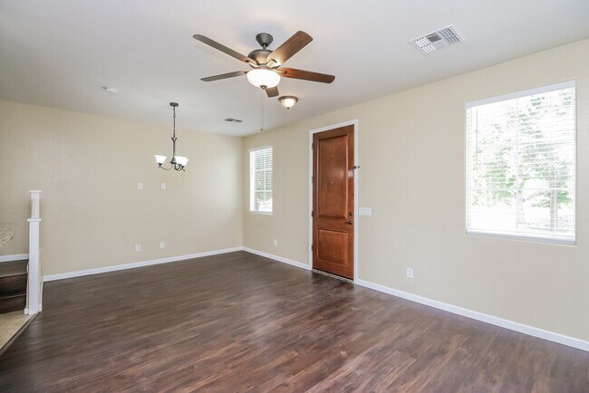 Photo - 1635 S Wildrose