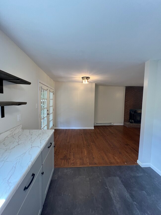 Photo - Pine Hill Apartments Unit A