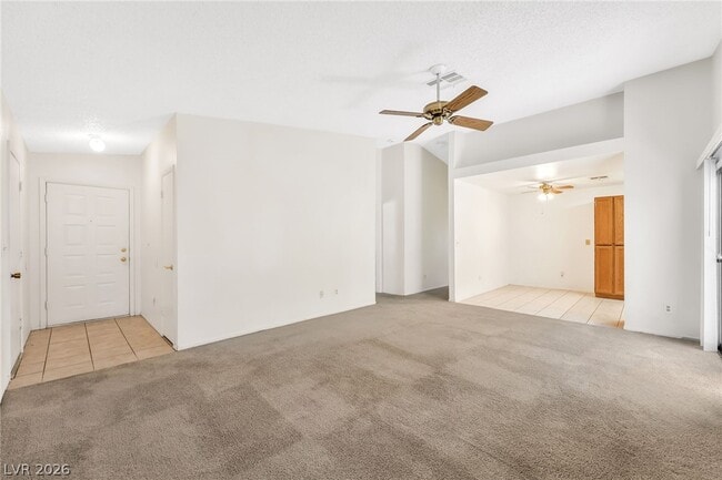 4656 Bumblebee Cir