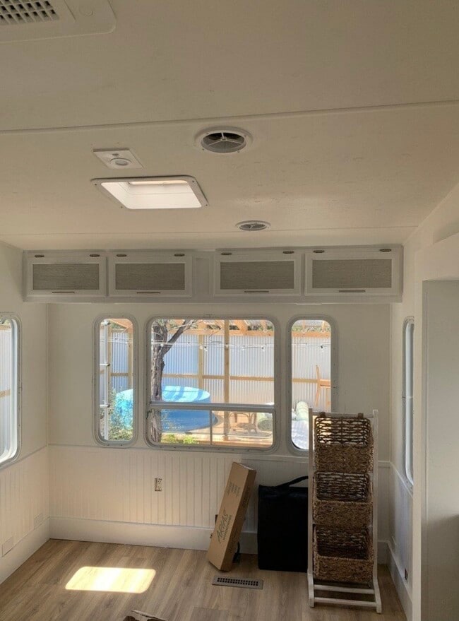 Photo - 755 Elmhurst Dr