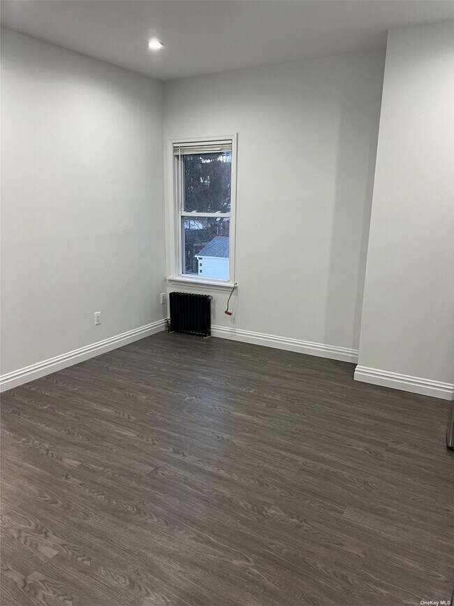 Photo - 85-44 102nd St