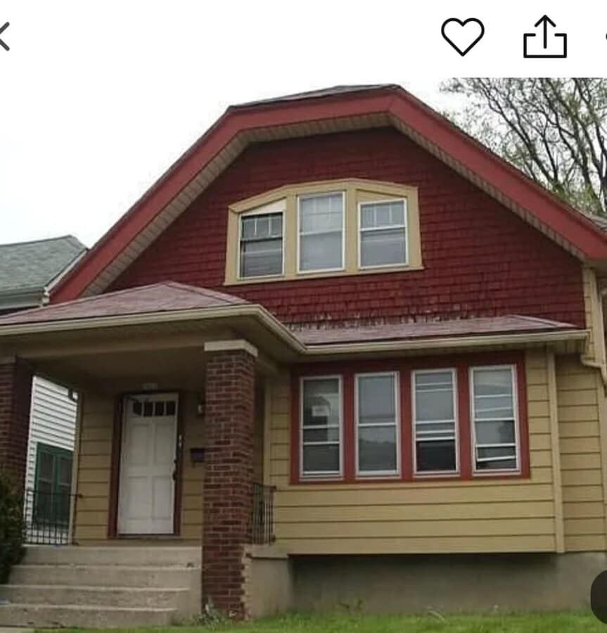 Spacious 2-Bedroom Lower Duplex - Spacious 2-Bedroom Lower Duplex