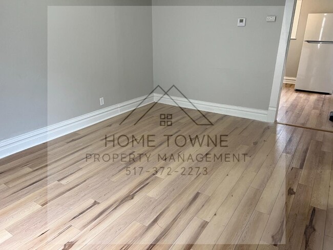 Photo - 819 N Walnut St