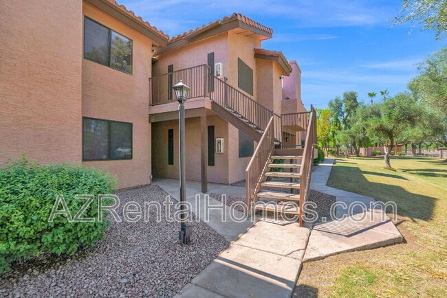 Building Photo - 1075 E Chandler Blvd Unit #220