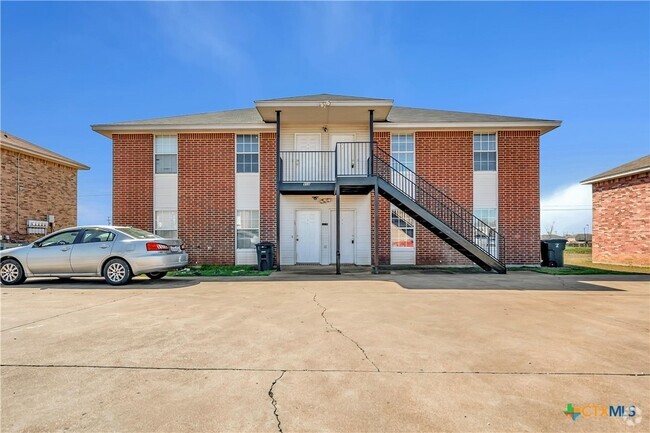 Building Photo - 5808 Greengate Dr Rental