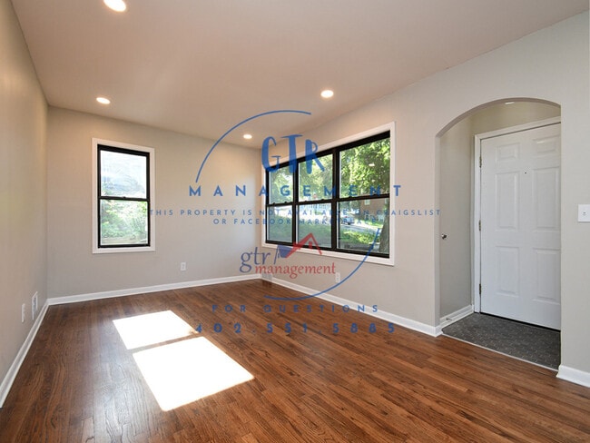 Photo - 6010 Evans St