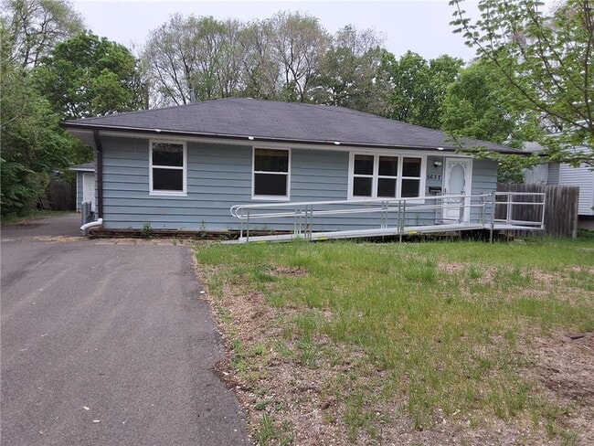 Building Photo - 5637 Emerson Ave N