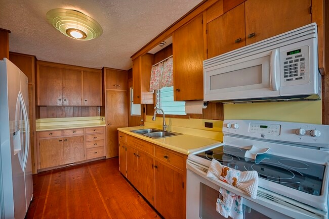 Photo - 64 Kaapuni Loop