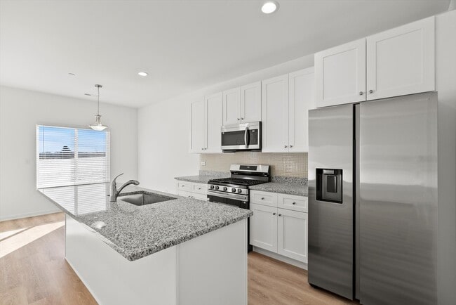 Photo - 1124 Gillespie Ln