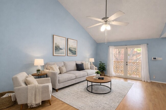 Building Photo - 8055 Cambridge St Unit 16