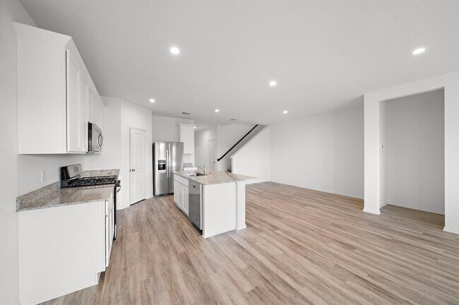 Photo - 31123 Brightwell Bnd