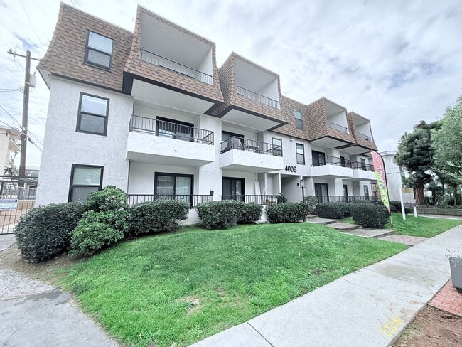 Building Photo - The CitiZen at 4006 Emerald Street