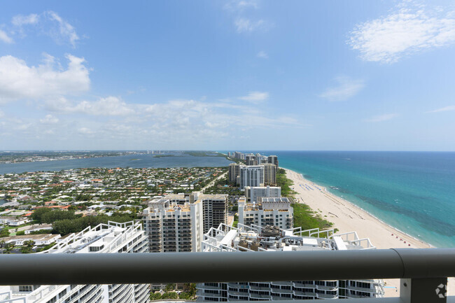 Building Photo - 3000 N Ocean Dr Unit Ph-B Rental
