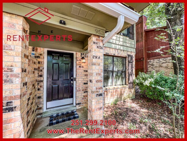 Photo - 953 Dickenson Ave