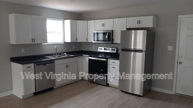 Photo - 732 Circleview Dr