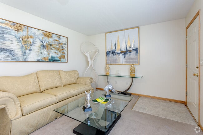 3BR, 1.5BA - 1200 SF