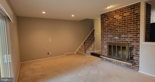 Photo - 524 E St Andrews Dr