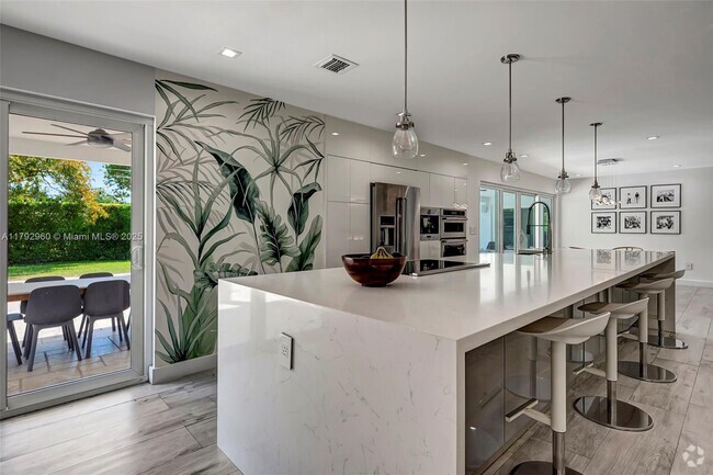 Building Photo - 12895 SW 75th Ave Rental