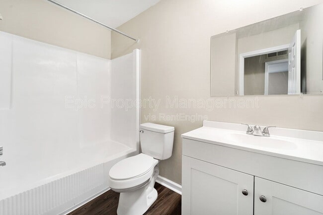 Photo - 11355 Old Goddard Rd Unidad 1 13