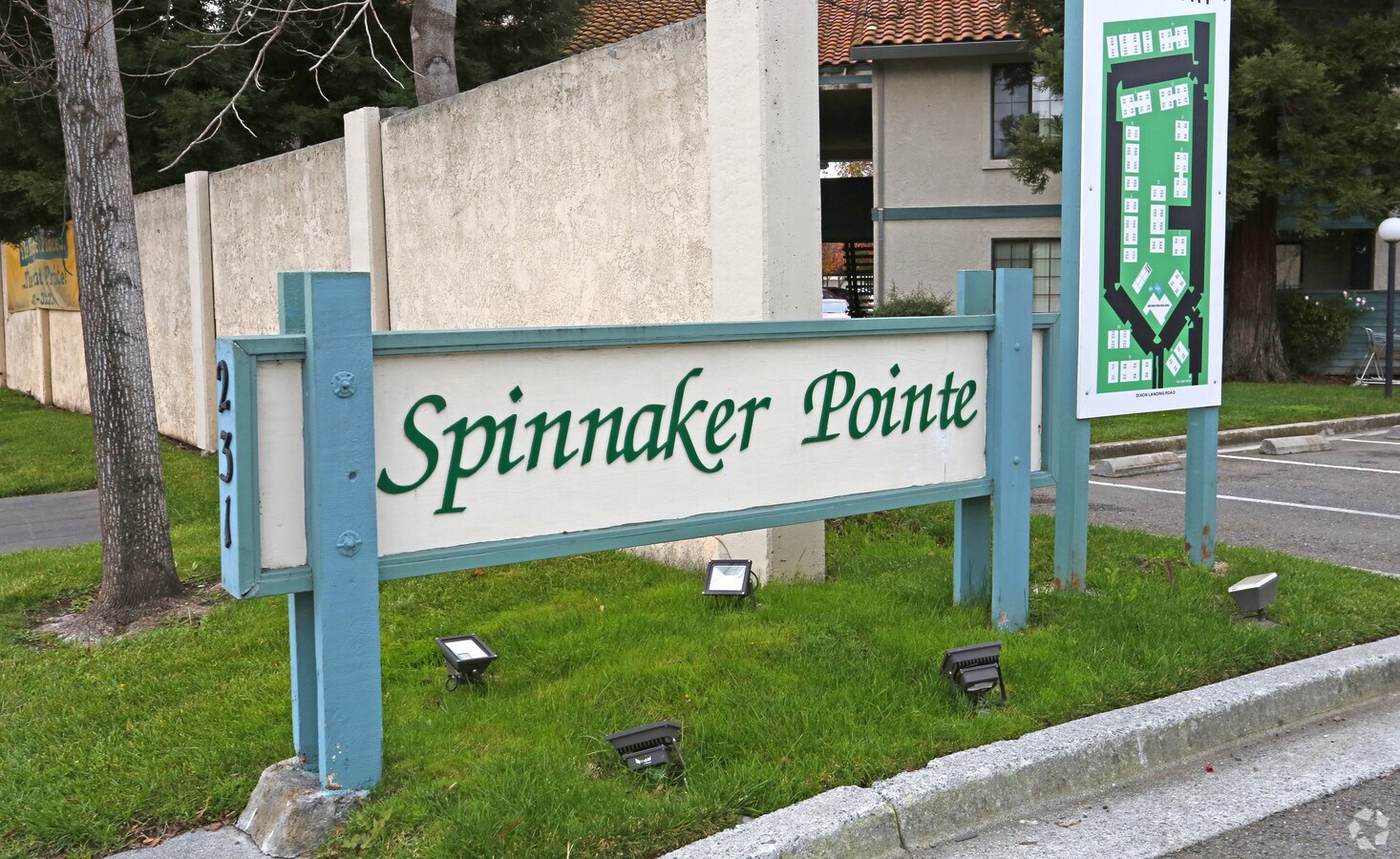 Signage - Spinnaker Pointe Apartments
