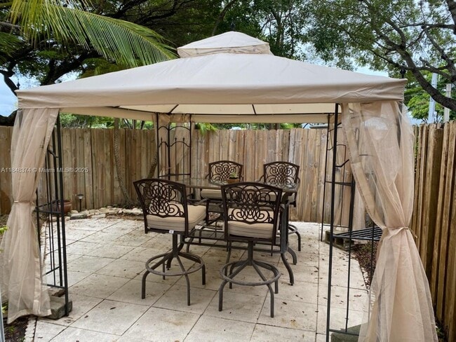 Building Photo - 14379 SW 120th Ct Rental