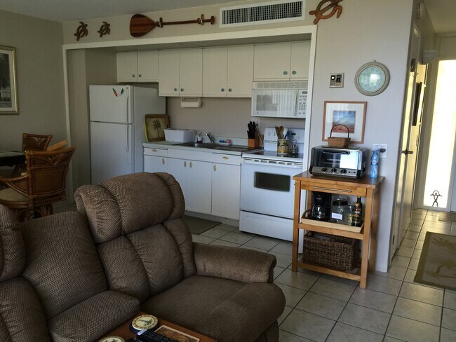 Photo - 497: MVT-0432 Unit MAKAHA VALLEY TOWERS