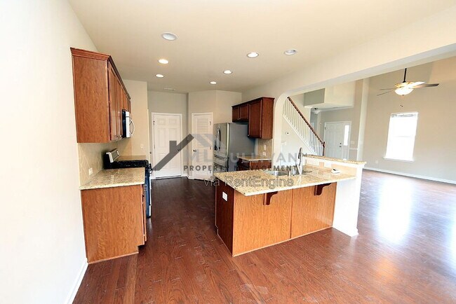 Photo - 1112 Garden Square Ln