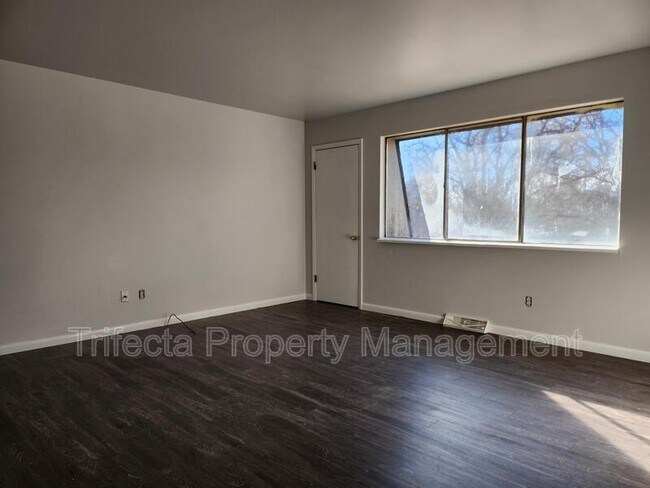 Photo - 2739 Leisure Dr