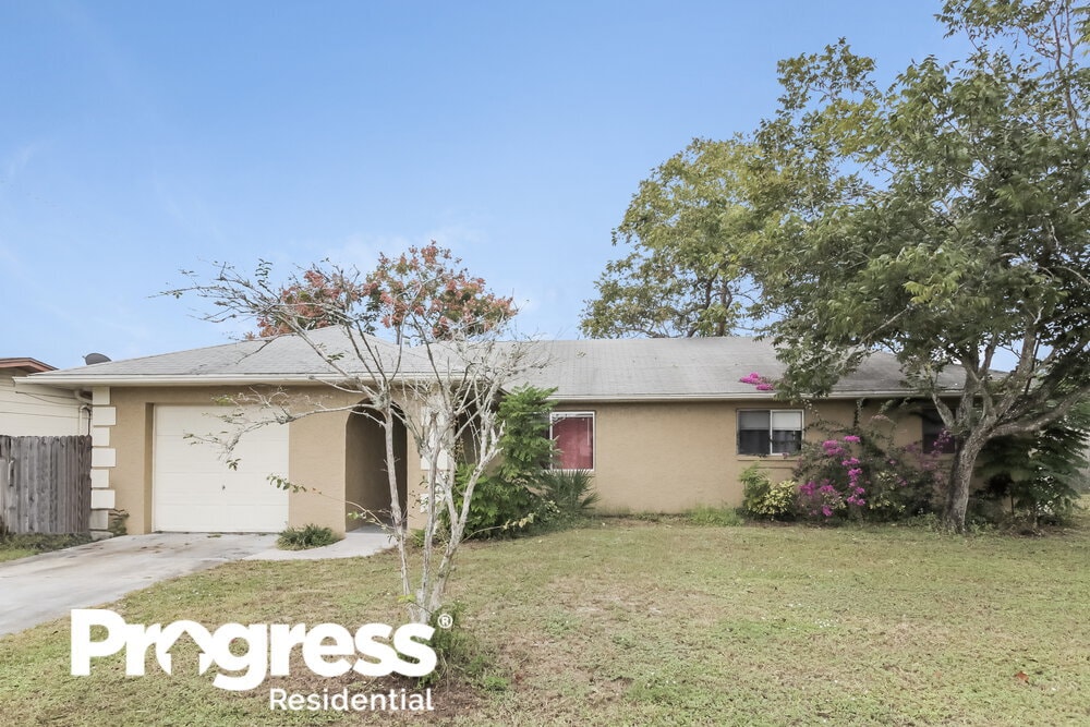 Photo - 1900 Fairlane Dr Casa