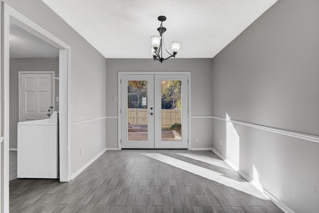 Photo - 2291 Madison Ave