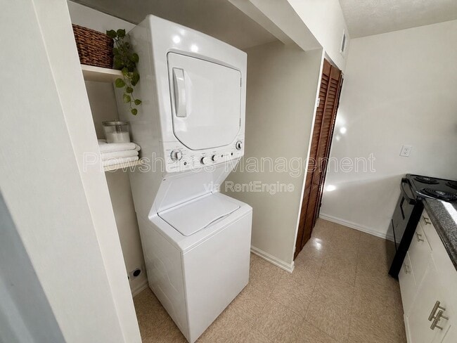 Photo - 5504 Lodema Way Unit 4