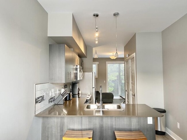 Photo - 2 bedroom in Kitimat BC V8C 2N9