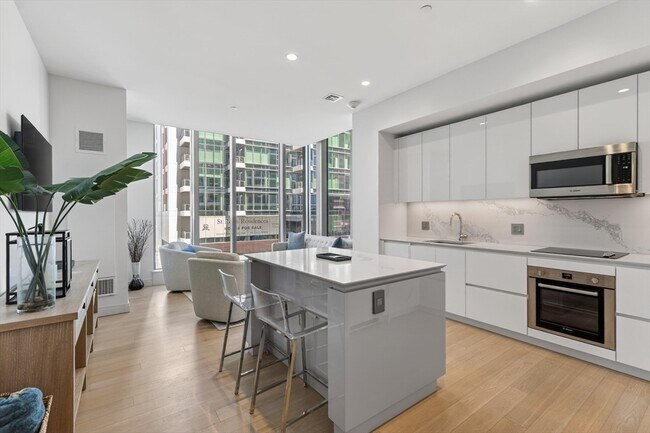 Photo - 133 Seaport Blvd Unit 510