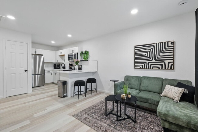 Photo - 2336 Minnie St Unidad SI ID1514812P