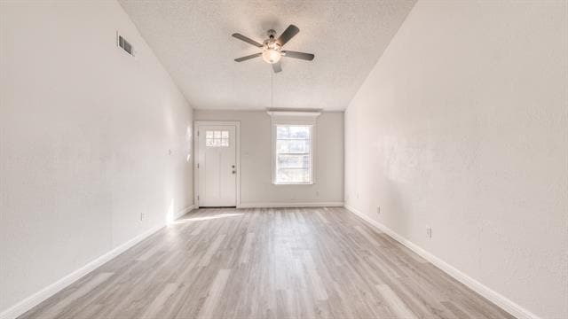 Photo - 1014 Lynn St