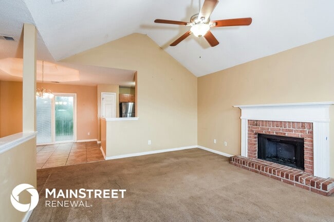 Photo - 746 Peteywood Dr