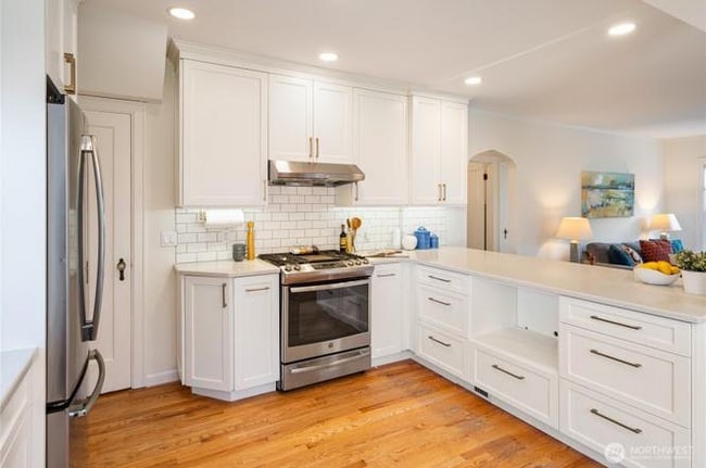 Photo - 9716 Dayton Ave N