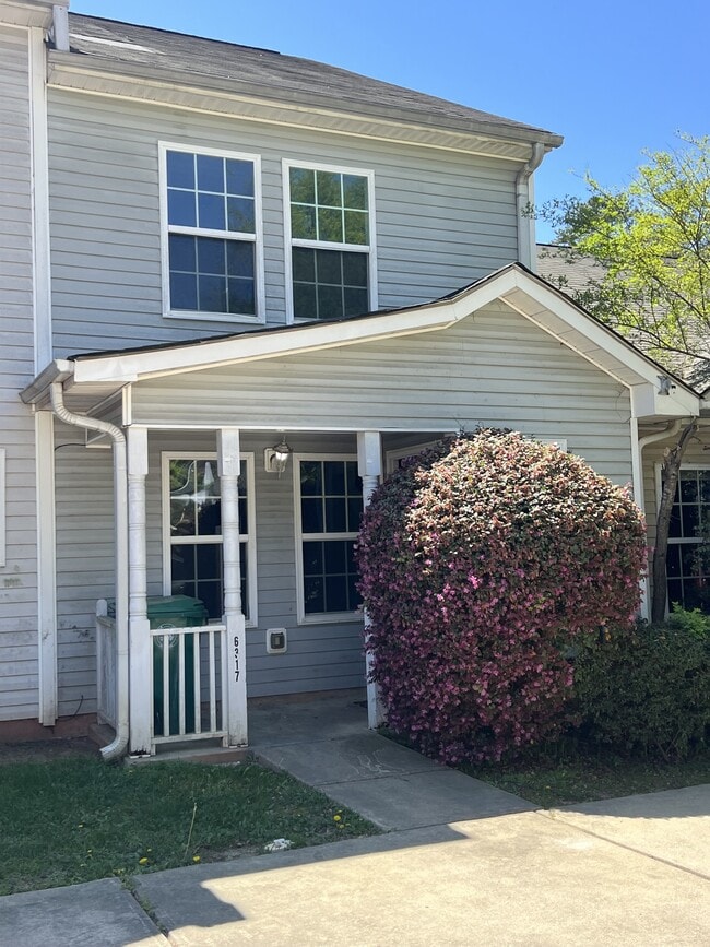 Building Photo - 6317 Wellington Walk Way