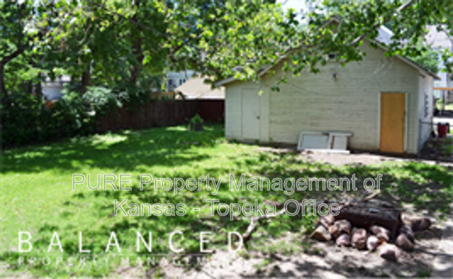 Photo - 1617 SW Mulvane St