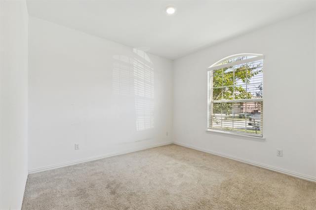 Photo - 7933 Lindheimer Ln