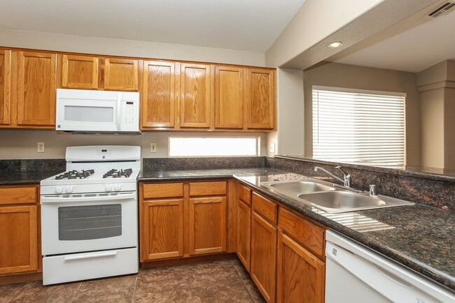 Photo - 1612 Blanco Dr