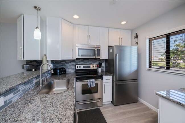 Photo - 4790 S Cleveland Ave Unidad 2105