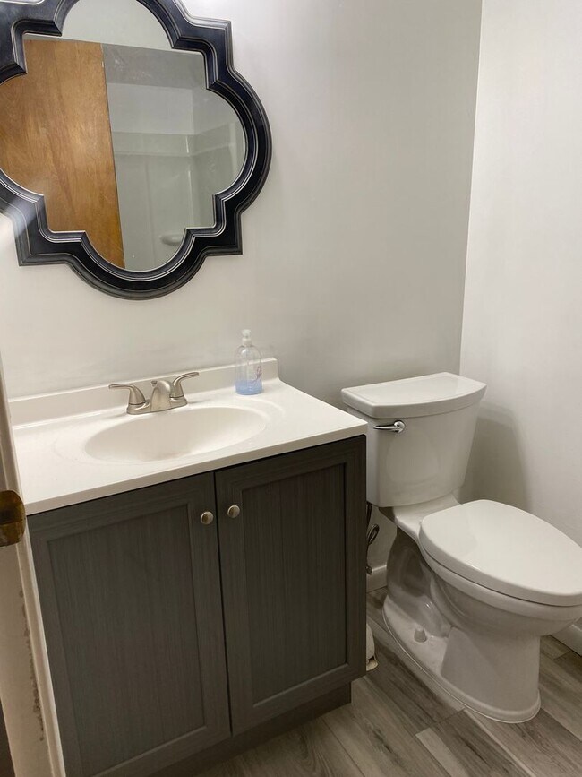 Photo - 2029 Wilcox Rd Unit 2029 Wilcox Rd