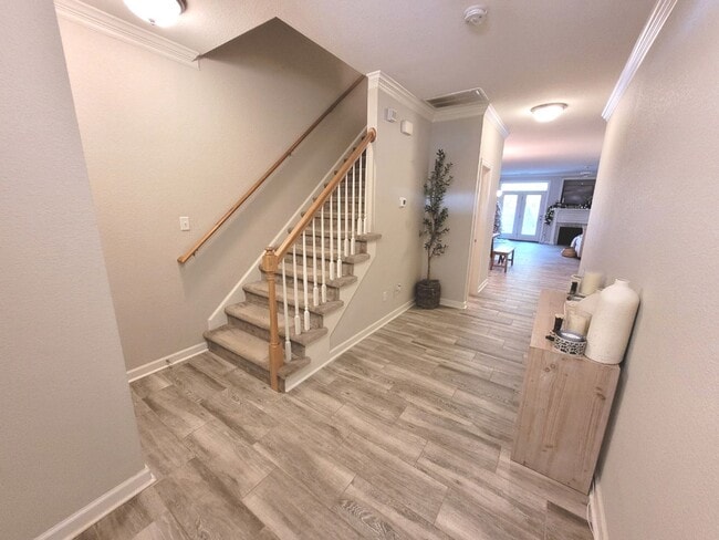 Photo - Gorgeous Townhome-Style Condo in Virginia Beach!