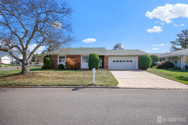 Photo - 351A Jutland Dr