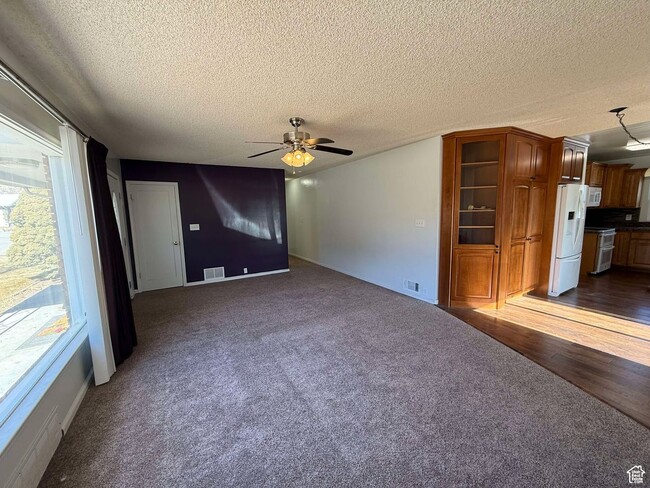 Photo - 73 Garden St