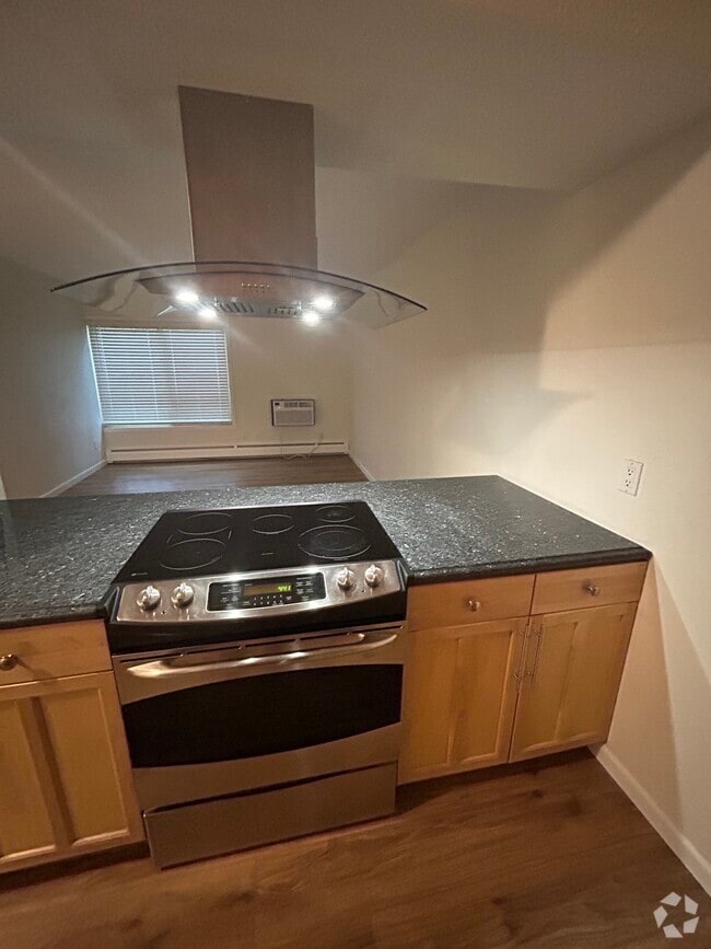 Building Photo - 2707 Valmont Rd Unit Two Mile Creek Conds Rental